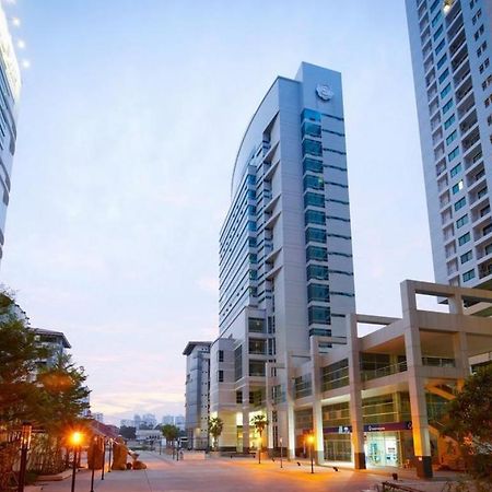 Swutel Hotel Bangkok Exterior foto